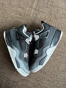 Nike Air Jordan 4 Retro Fear чорно-сірі - розмір 44 - фото 1