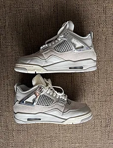 Nike Air Jordan 4 Retro Frozen Moments сірі - розмір 41 - фото 3