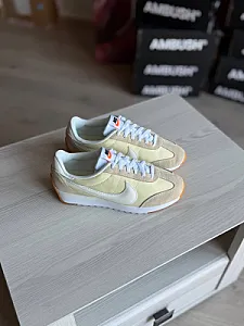 Nike Pacific світло-жовті - розмір 40 - фото 6