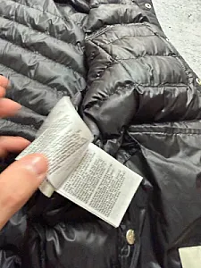 Moncler Christopher Jacket чорна - розмір M - фото 9