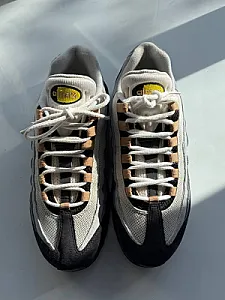 Nike Air Max 95 Yellow Strike Icons сірі - розмір 41 - фото 2