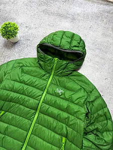 Arc'teryx Cerium LT Down Jacket зелений - розмір M - фото 4