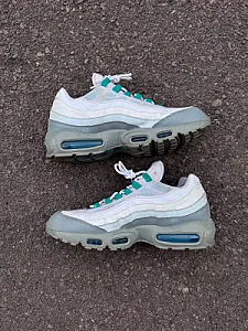 Nike Air Max 95 Clear Emerald білі - розмір 44 - фото 10