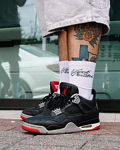 Nike Air Jordan 4 Retro Bred Reimagined чорні - black, розмір 42 - фото 2