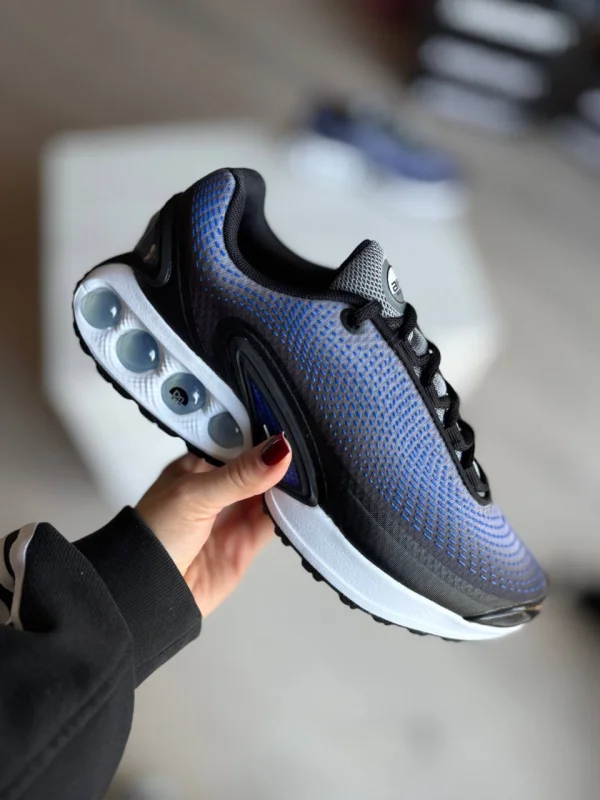 Nike Air Max DN8 чорно-сині - black, розмір 38
