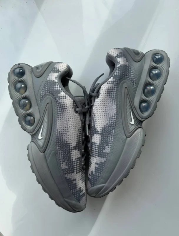 Nike Air Max DN Grey Camo сірі - grey, розмір 42