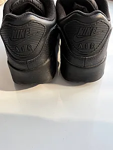 Nike Air Max 90 Triple Black чорні - black, розмір 44 - фото 4