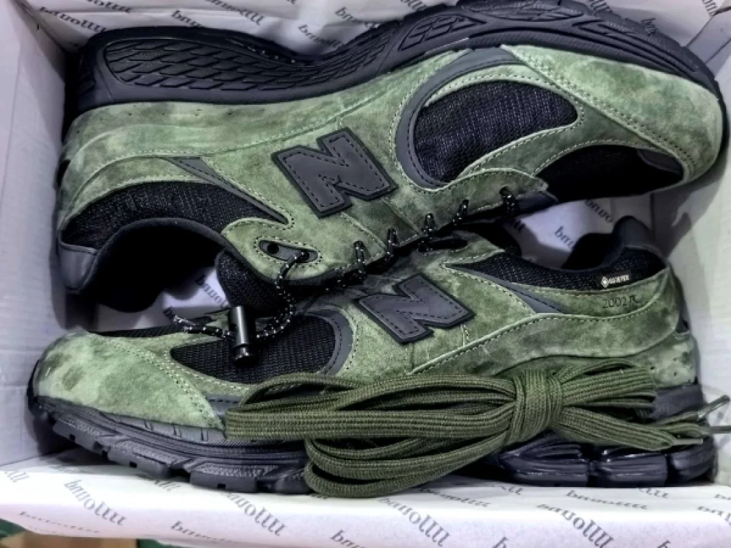 New Balance JJJJound x 2002R GORE-TEX зелені - green, розмір 45