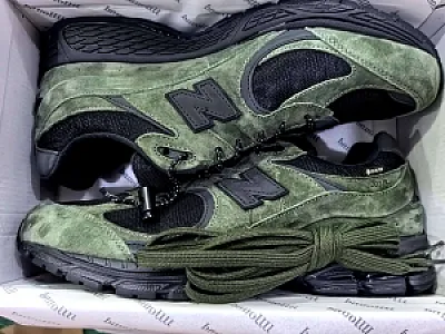 New Balance JJJJound x 2002R GORE-TEX зелені - green, розмір 45 - фото 1