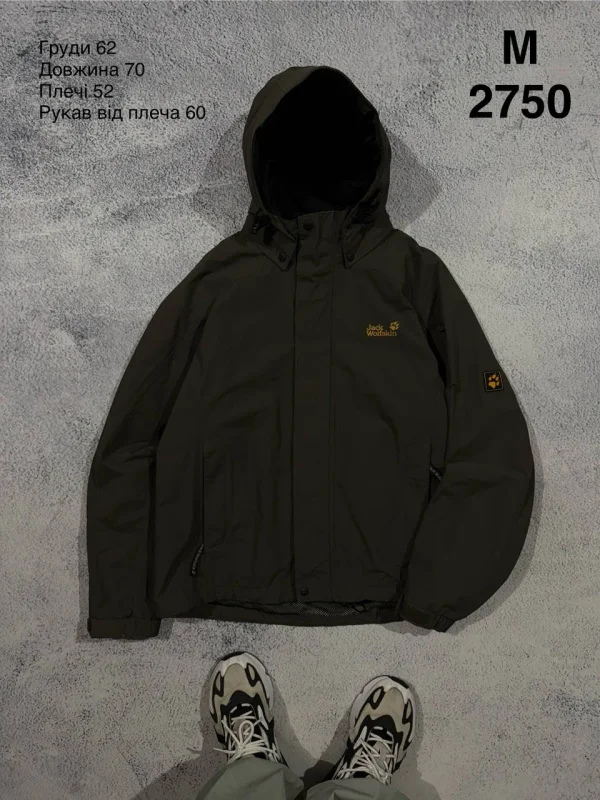 Jack Wolfskin куртка з капюшоном темно-оливкова - green, розмір M