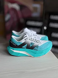 New Balance FuelCell SuperComp Elite v4 біло-бірюзові - light_blue, розмір 40 - фото 6